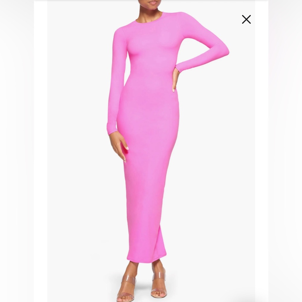 SKIMS Fits Everybody Long Sleeve Crewneck Dress - Neon Orchid